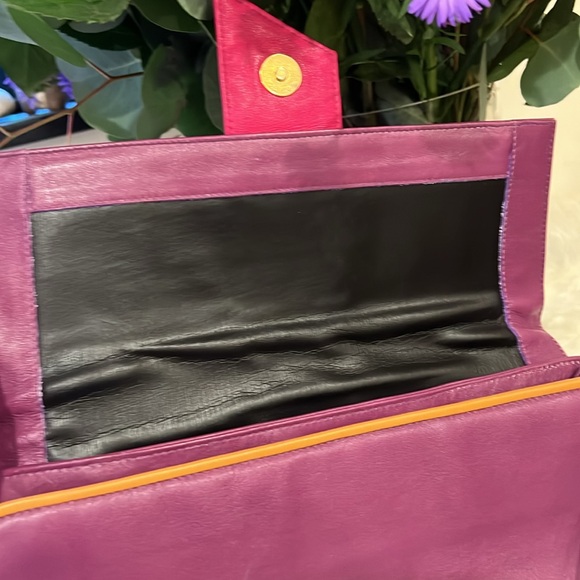 Vintage DVF Crossbody Bag - Picture 7 of 9